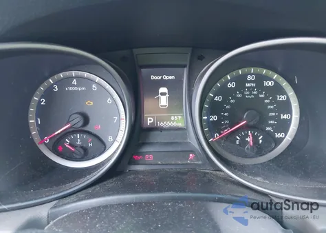 2014 Hyundai Santa Fe Sport z USA, uszkodzony, nr VIN 5XYZTDLB3EG133890